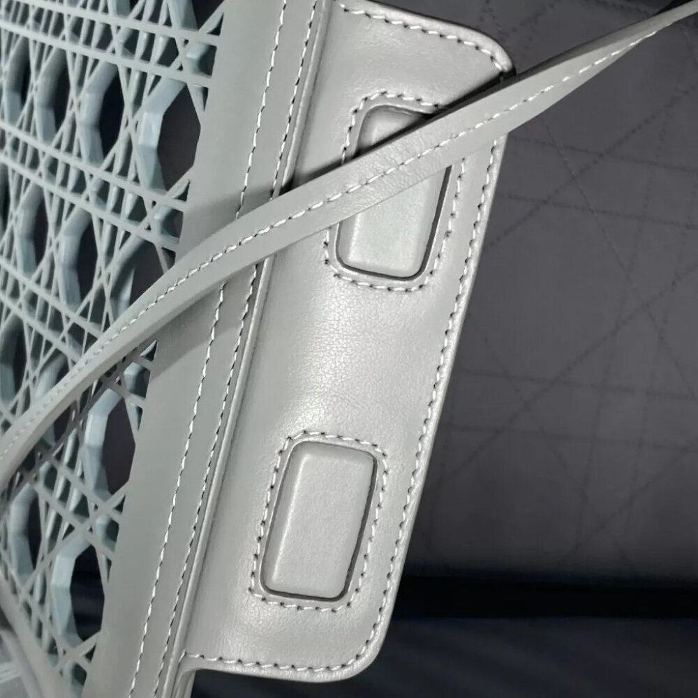 Dior 1ESDU035CDP_H42E CD Diamond Dior Hit the Road Pet Bag Dog Carrier Bag - Picture 12 of 16